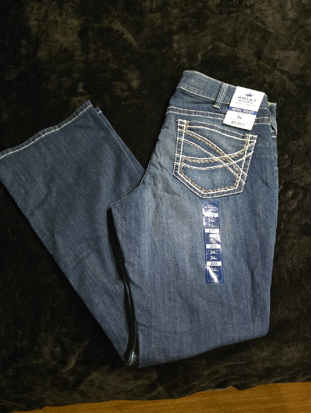 Ariat Women's Mid Rise Boot-Cut Jeans with Contrast Pocket Stitching 34L (16L)